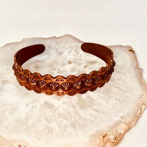 Solid Copper Native American Water Arrow Feather Pyramid Scalloped Cuff Bracelet